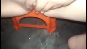 Gái xinh thủ dâm nước dâm bắn xa