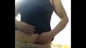 Gái già nứng lồn khoe hàng ngon