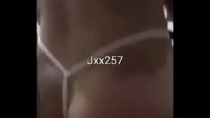 Cưỡi lên người anh em nhấp liên tục