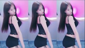 Gái Trung Quốc nhảy thang áo ren màu đen