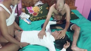 Chị gái bị ép some sex cùng hai gã khoai to
